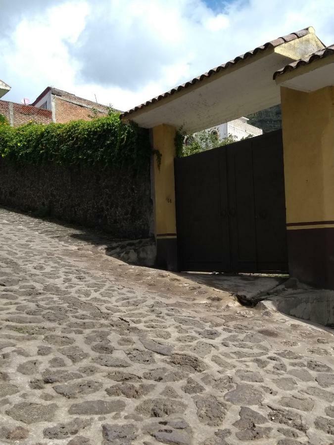 Casa Jade Hotell Tepoztlán Exteriör bild